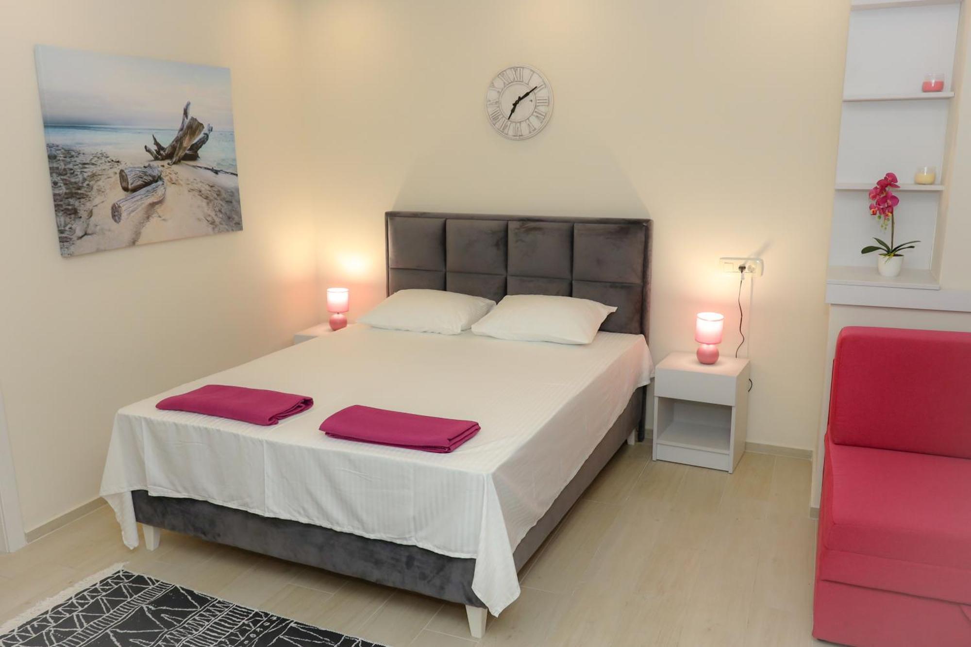 Apartments Milanovic Herceg Novi Rum bild