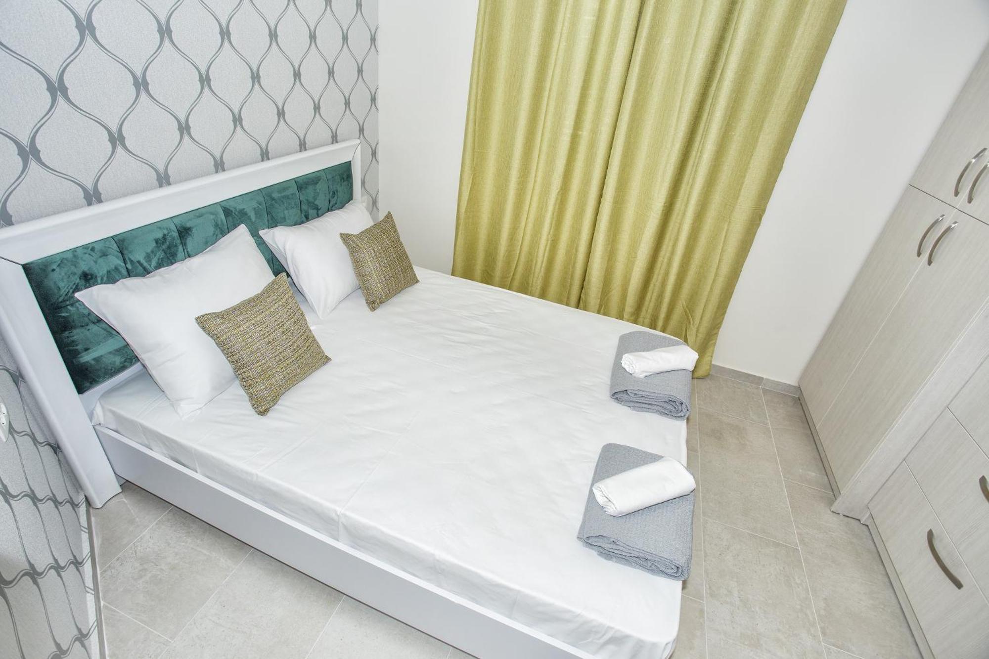 Apartments Milanovic Herceg Novi Rum bild