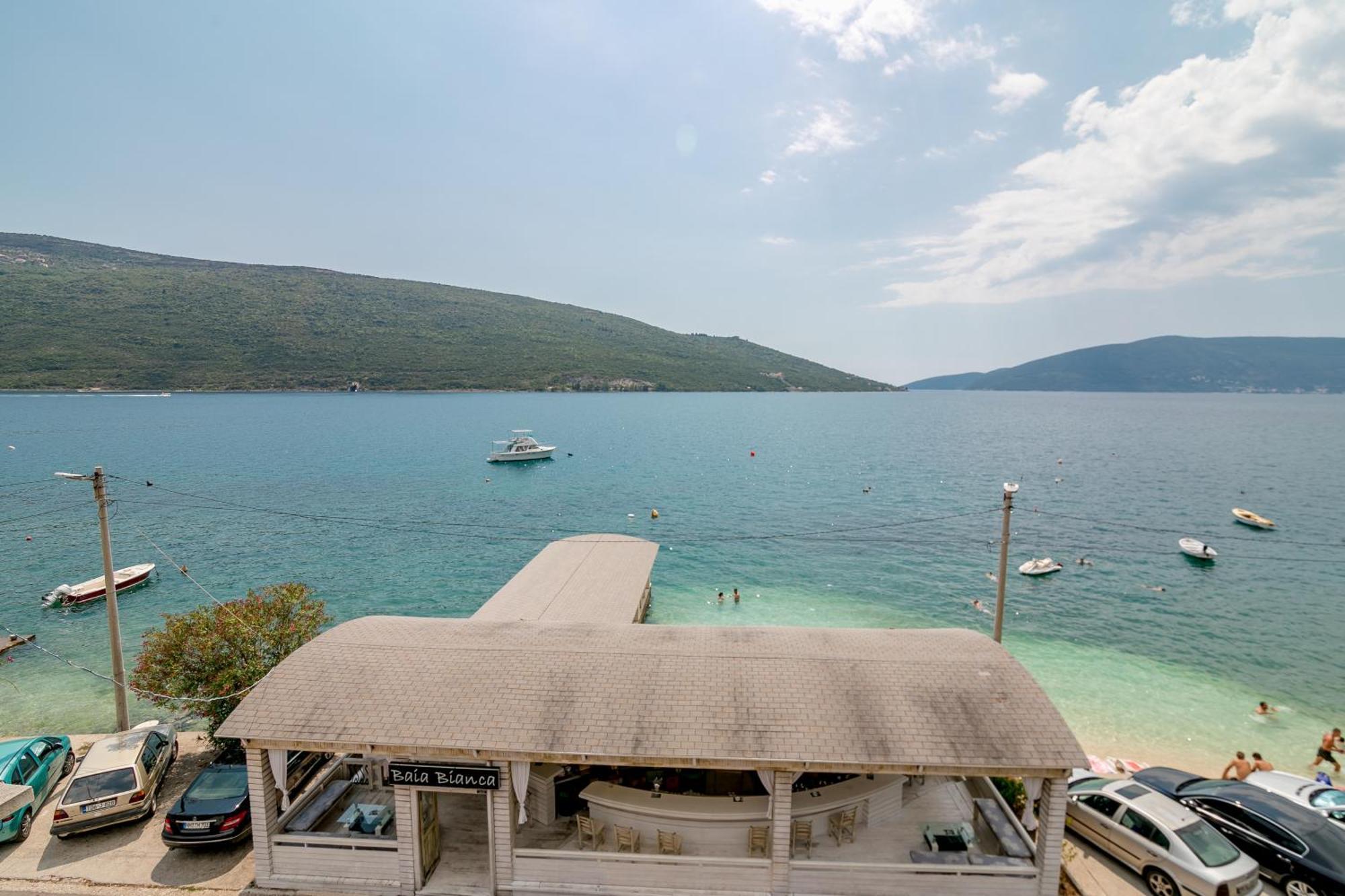 Apartments Milanovic Herceg Novi Rum bild