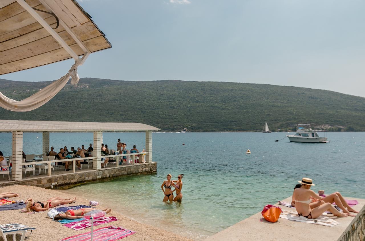 Apartments Milanovic Herceg Novi Exteriör bild